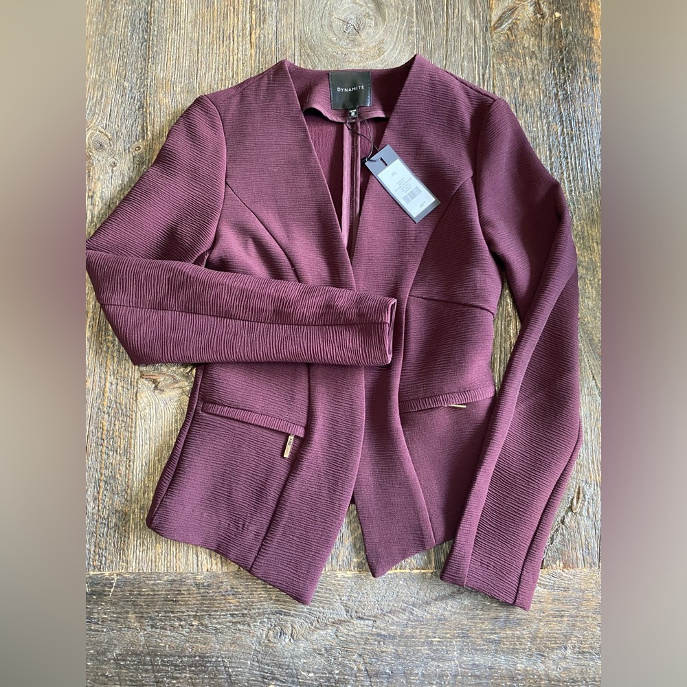 NWT Dynamite Blazer ✨